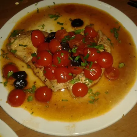Cerniglia Nocleg ze śniadaniem 4*