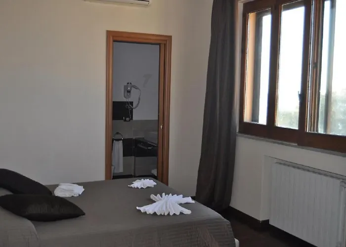Bed and breakfast Cerniglia 4*