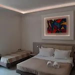 فندق مبيت وإفطار Cerniglia 4*