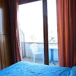 فندق مبيت وإفطار Cerniglia 4*