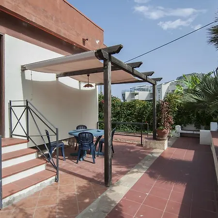 Oda ve Kahvaltı Cerniglia 4*