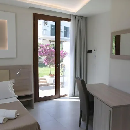 Bed & Breakfast Cerniglia 3*