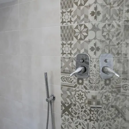 Bed & Breakfast Cerniglia 3*