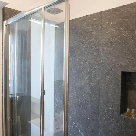 Bed & Breakfast Cerniglia 3*