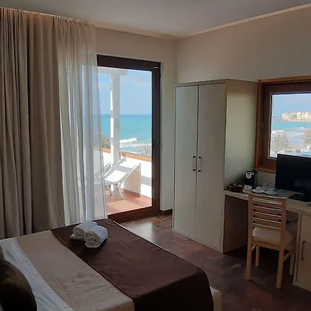 Cerniglia 4* Cefalù