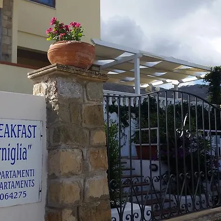 Oda ve Kahvaltı Cerniglia