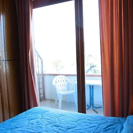 Bed & Breakfast Cerniglia 3*