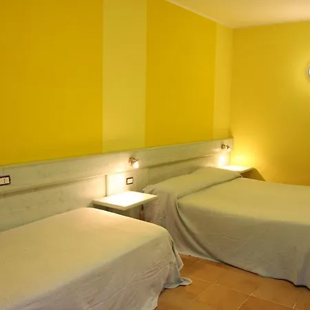 Cerniglia Bed & Breakfast 3*
