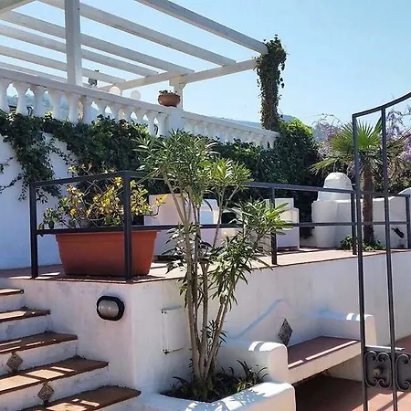 Cerniglia Bed & Breakfast 3*