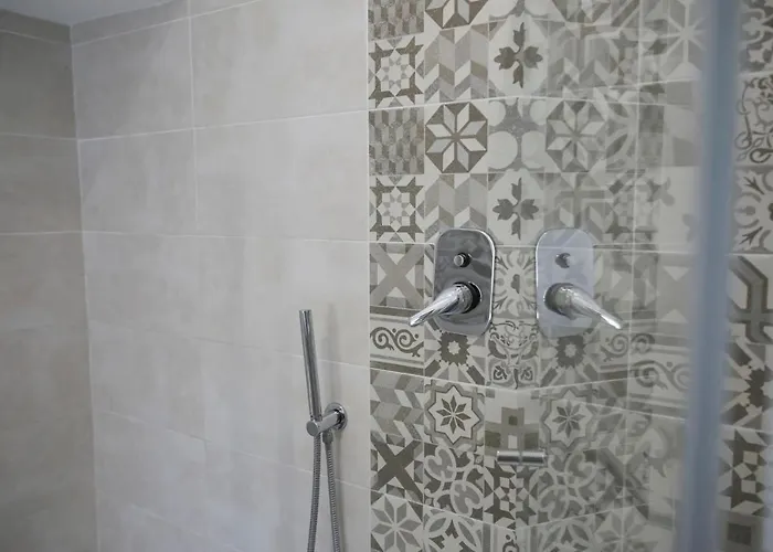 Couette-café Cerniglia 4*