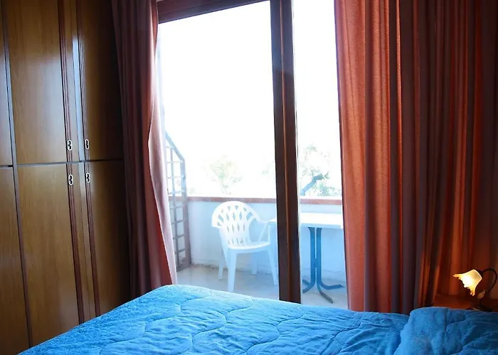 Couette-café Cerniglia 4*